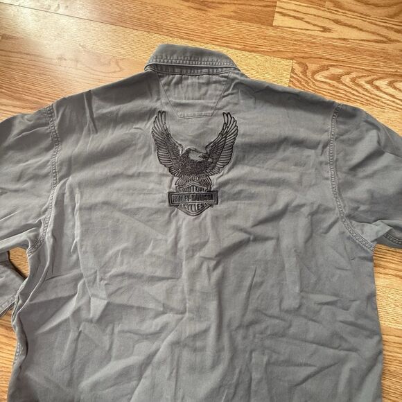 Vtg. Harley Davidson Gray Long Sleeve Button Front Denim Shirt w/Logo Large - Picture 2 of 5